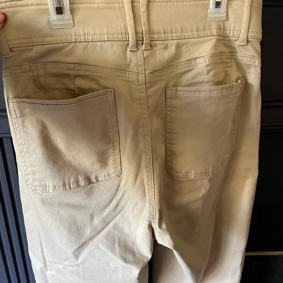 NWOT Draper James Flat front wide leg khakis - Picture 5 of 5